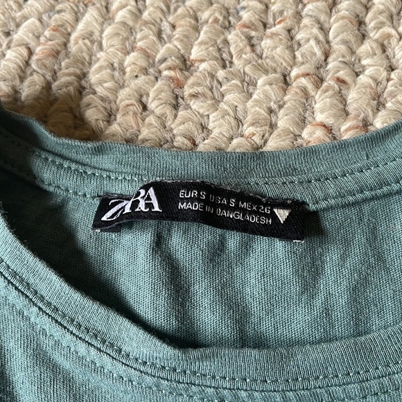 Zara casual tee, forest green/blue, size S - Picture 2 of 2